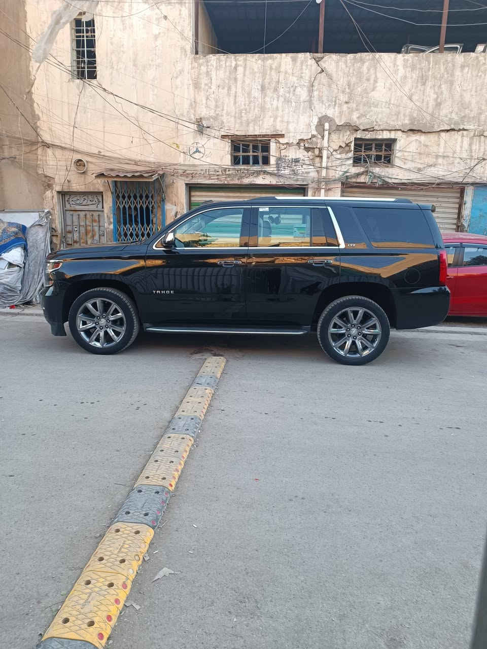 السلام عليكم
تاهو2015 خليجي وكالة المنصور فول مواصفات فول LTZبرايمر 
سيارة ماشية 116حقيقي سيارة مكفولة كفالة عامة رقم بغداد الدولي هزة جديدة وبأسمي 
السعر 3شدات و40وبيها مجال
للاستفسار ***********
