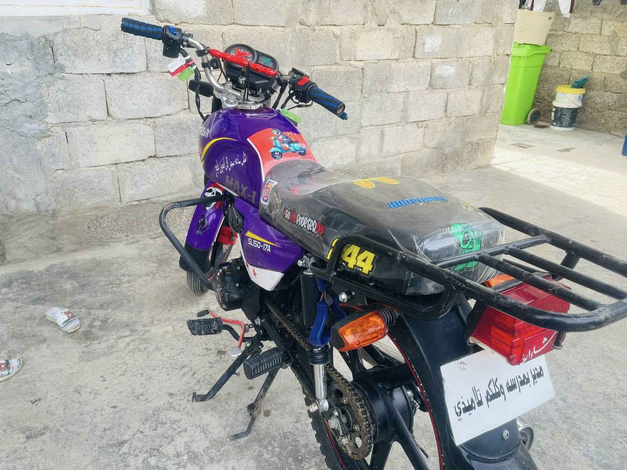 سلام عليكم دراجة Sonlink max.1. 
أوراق كاملة 

موديل 2025

دراجة بيها نقوصات قليلة 

درع بوكسر    

مجنبزة الدراجة   

السعر خاص أو

وتساب متواجد 

***********
