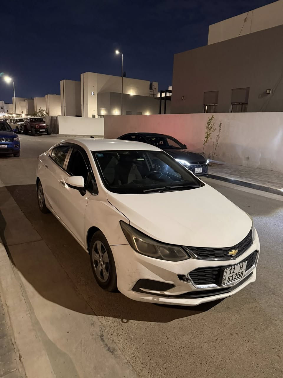 السلام عليكم
شوفرليت كروز موديل 2018 
رقم بغداد 
حادثها جاملغ وشوية من البنيد

مكانها مجمع بدور بغداد
سعرها 90 ورقة وبيها مجال بسيط

+964 781 055 4445
للاستفسار اكثر التواصل وية الرقم


**إذا كنت صاحب هذا الإعلان وتريد حذفه لأي سبب، رجاءا أرسل رسالة إلى الدعم الفني**