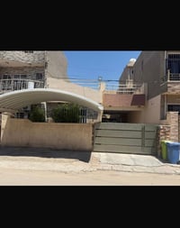 اعلان 🏠 ✅بيت للبيع مساحه ٢٢٥م  ✅واجهه ٨م  ✅نزال٢٥م  ✅خلف ١٢م في الدوره...