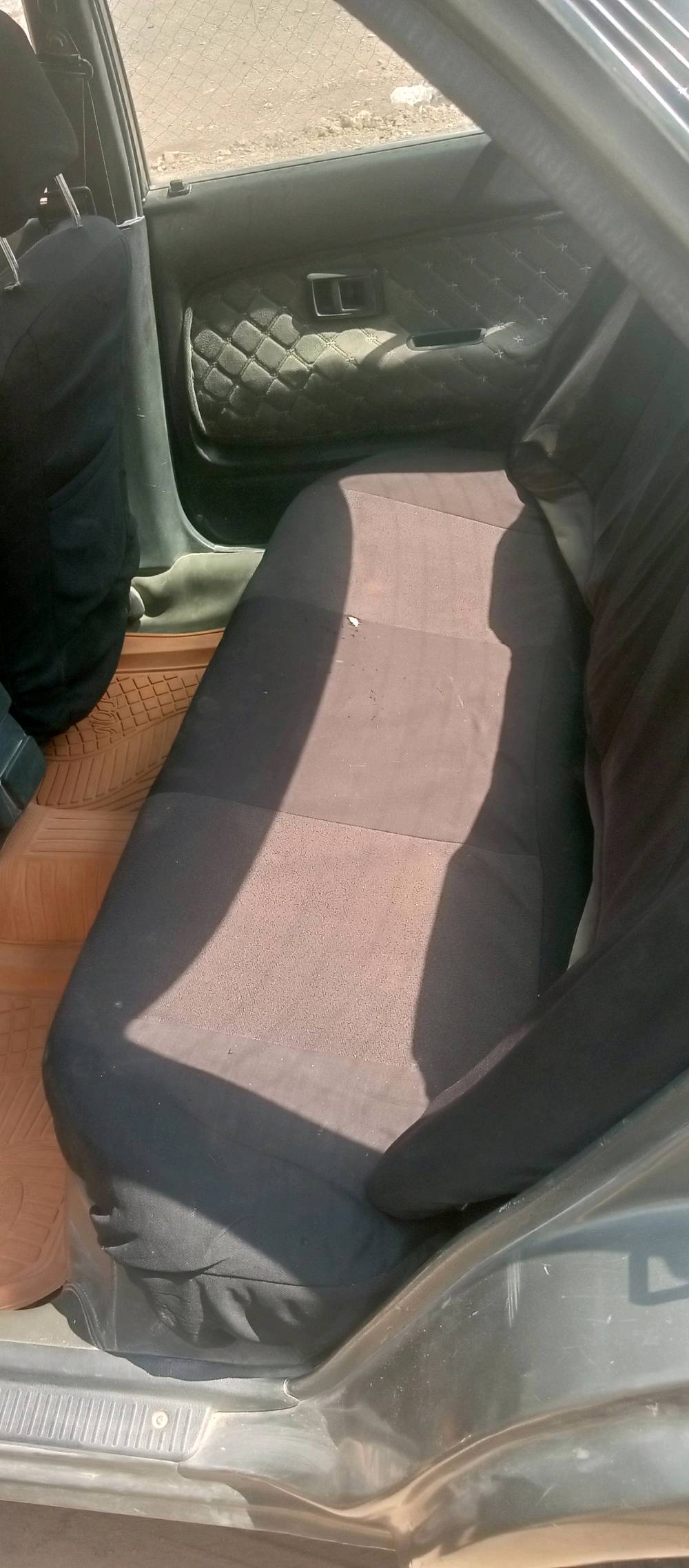 سلام عليكم كورلا موديل 90 
مصبوغة عام ضربته بل جنطة كفالة كير ومحرك كشرهه نضيف جام كهربائي سياره نضيفة مناقصه شي 
واذا اكو مراوس ابتكتك اراوس حسب القناعة