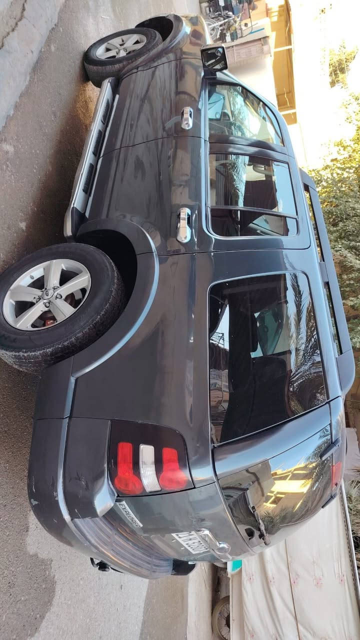 السلام عليكم اخوان 
فورد اكسبلور موديل 2010السيارة 
محرك وكير جديد 
منظومة تبريد جديدة
منظومة لايت جديدة 
تخم تاير جديد 
حداديه نظيفه
مكان السياره ديالى المقداديه🍊🍊🍊
السيارة جاهزة من كلشي 
ترايك لمكة 
رقم اسليمانيه ب اسمي 
السعر 100
سونار موجود مع صور
التواصل ع الرقم حصراً

‏‭0770 078 6409‬
#متابعين
#متابعيني
