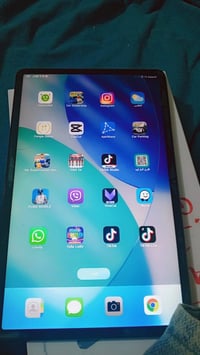 ايباد هونر x9 للبيع ستفسار 07713655387 ينزل ببجي 90فريم