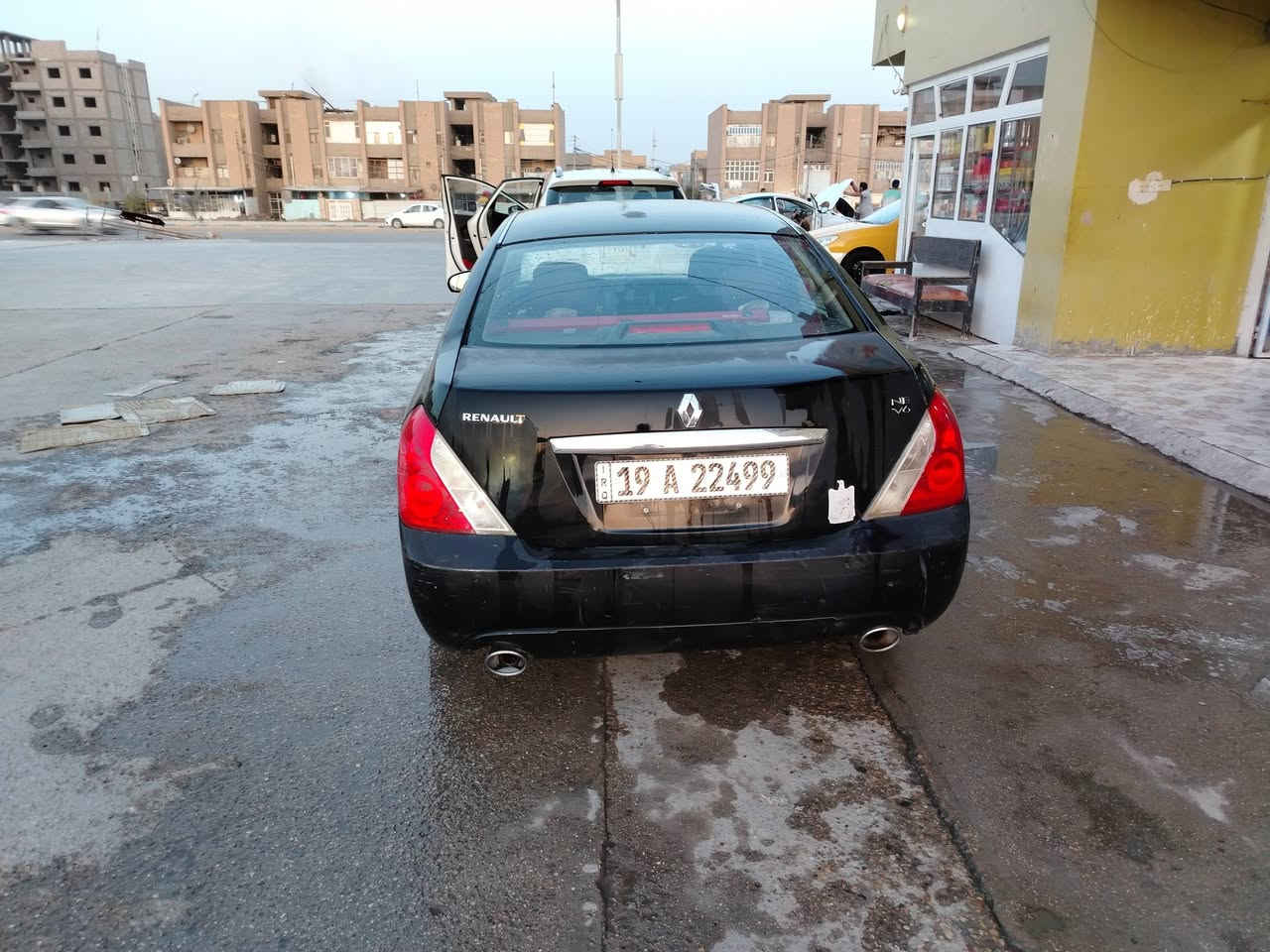 رينو سافران 2009 ستة سلندر رقم كربلاء بأسمي المكينة كايمة  انطيك كير ومحرك حاوية اضافة لكيرها تبريد شغال العنوان الديوانية حي الحضارة *********** السعر ٦٠ قفل

