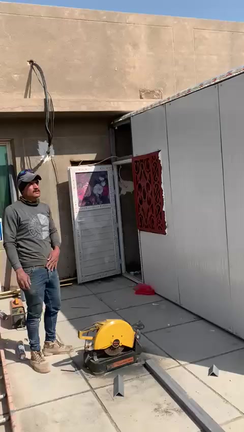 حداد جوال في طويريج  لتصليح الابواب والشبابيك وعمل كافت انواع السقائف والاعمل الحداده ***********) ***********)
