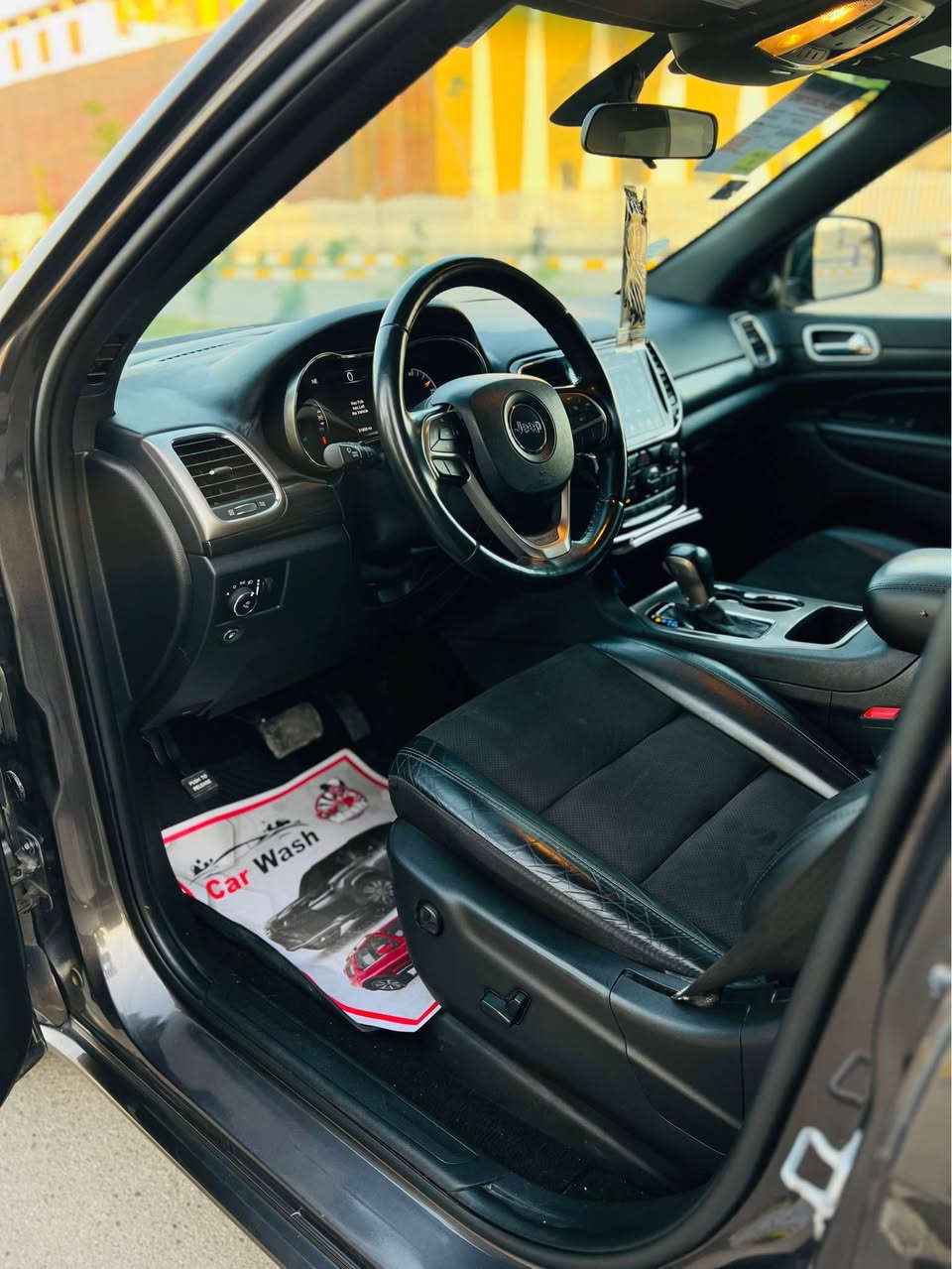 سلام عليكم ورحمة الله وبركاته 
جيب لاريدو مديل 2021اصل بسمنه  السعر 248
سياره فول موصفات جنطه كهربائية بصمه أبواب تشغيل عن بعد ويل كب 20 كشن جلد + كهربائي حساسات رادرات ديل شاشه 6 سلندر 5 راكب 2  سياره ستخدام شخصي سياره عل  وضع شركه حيل جديده  ماشيه فقط 50  الحادث فقط بنيد وطرف جاملغ مكان سياره مركز الناصريه حي الفداء رقمي *********** ناصرية, ذي قار
