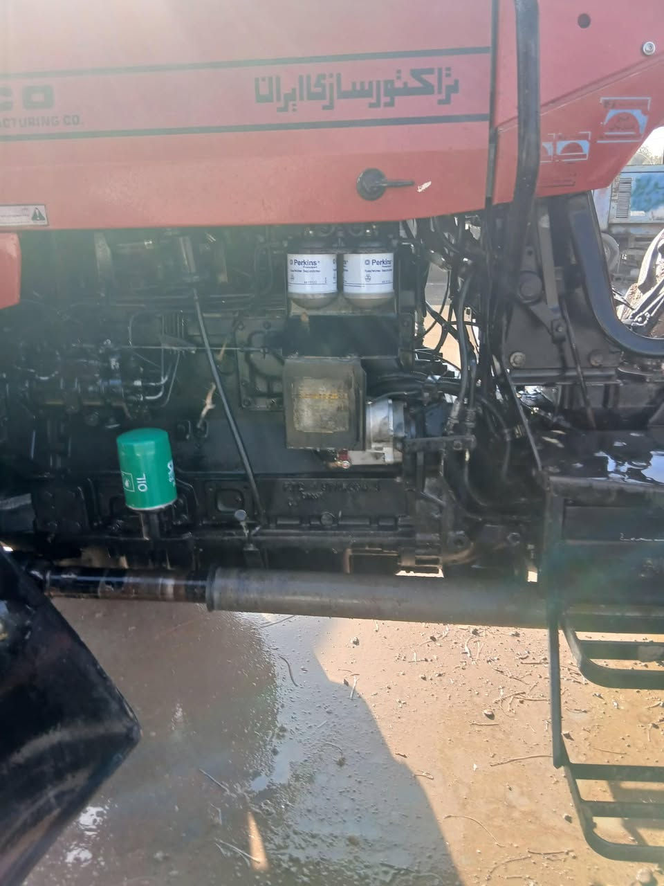 تركتر أيراني 6سرندر للبيع موديل ٢٠١٣ 
عينوان اربيل تريق مخمور 
***********
***********
