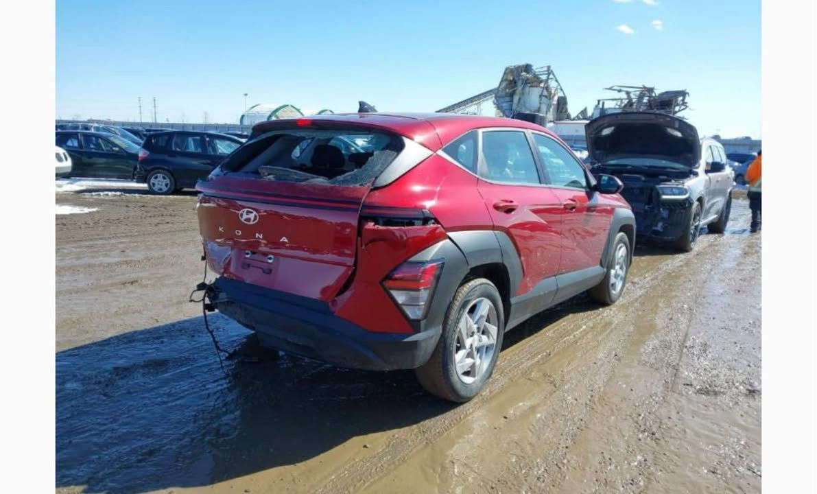 ‏سلام عليكم هونداي كونان موديل 2024 سيارة كفالة ما عدأ جنطه بارد سيارة جديدة وما  بيها صبغ كفاله محرك 2000 سيارة بصمة ونقط عمياء تحديد مسار كشنين تدفأ  رادار امامي وخلفي مكاني مدينة الصدر سعر 170 ورقة بيها مجال رقم الهاتف ***********
