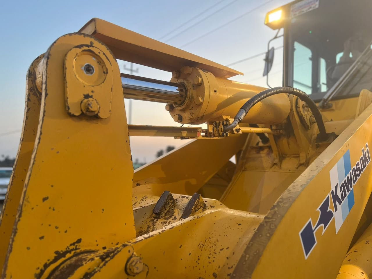 سلام عليكم داش ثري ٨٠ مكينه نيسان ١١٠ دخول جديد تخم تاير ياباني تبريد بلادي مشتغله ١٨٠٠ /***********كفاله عامه مكلف بل نشر
