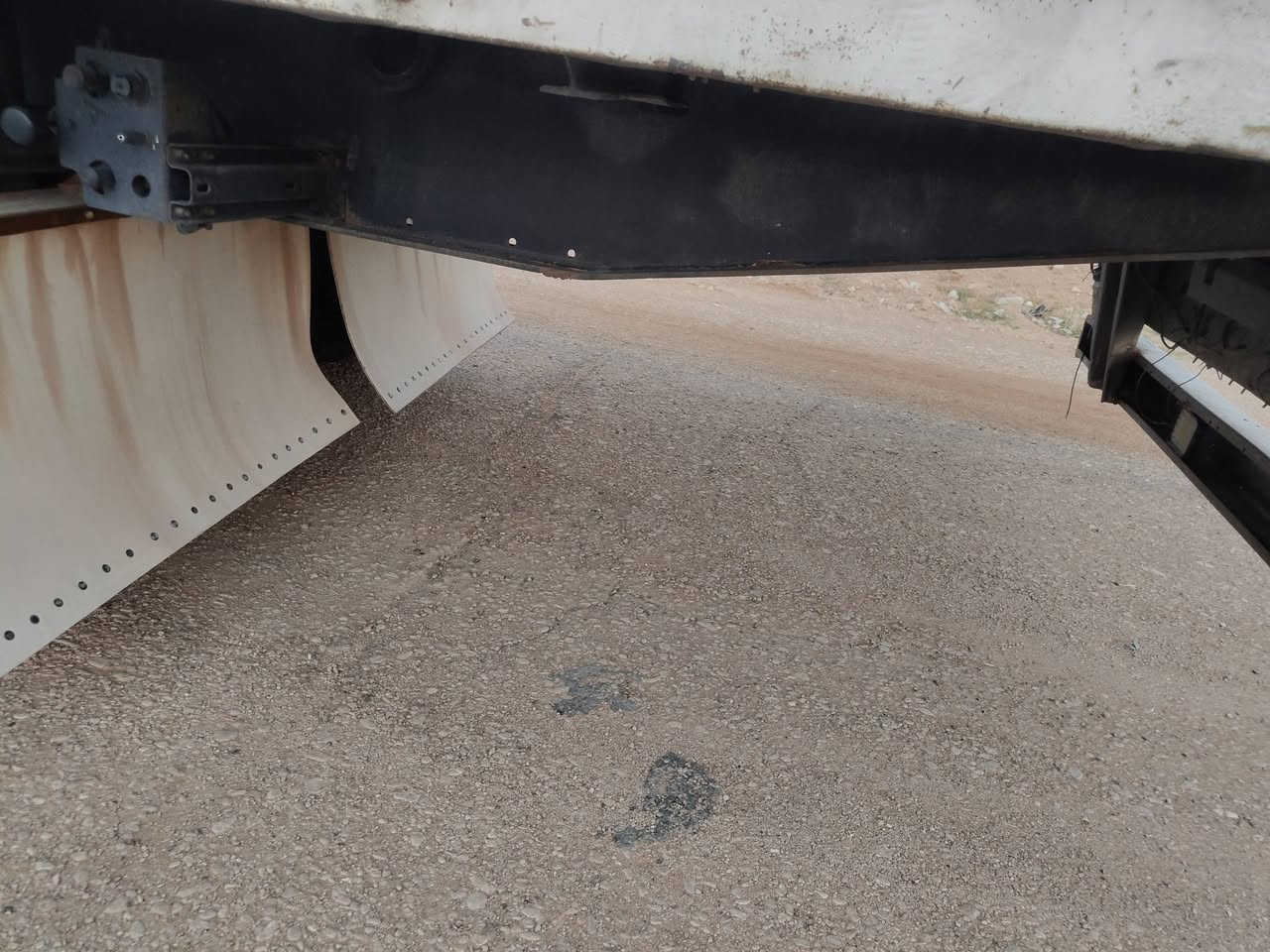 عربانه شمتز 4 دناكير تخم تاير تخم جوبلس  كربائيات كلها شغاله مكفوله من الكسر  (مراوس فقط ريد عربانه كرونه) رقم الهاتف ***********
