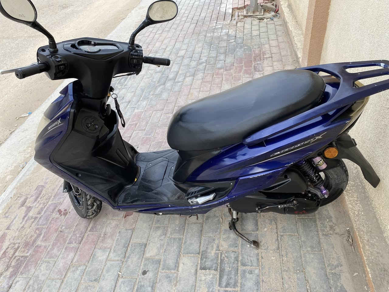 دراجة سكنس  مكينة ما مفتوحة ناعمة نكرة سلف العنوان كربلاء حي الحسين سعر 550 الف الرقم ***********
