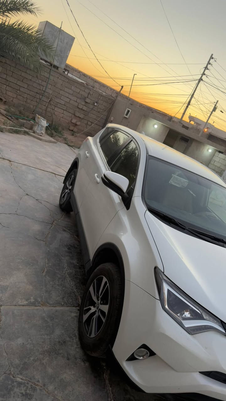 السلام عليكم
سياره RAV4
موديل 2018
كلين ماشيه 80000
السياره نضيفه ما بيه اي ضرر 
وارد خليجي
المكان صلاح الدين - تكريت 

السعر خاص  
للتواصل  
***********
