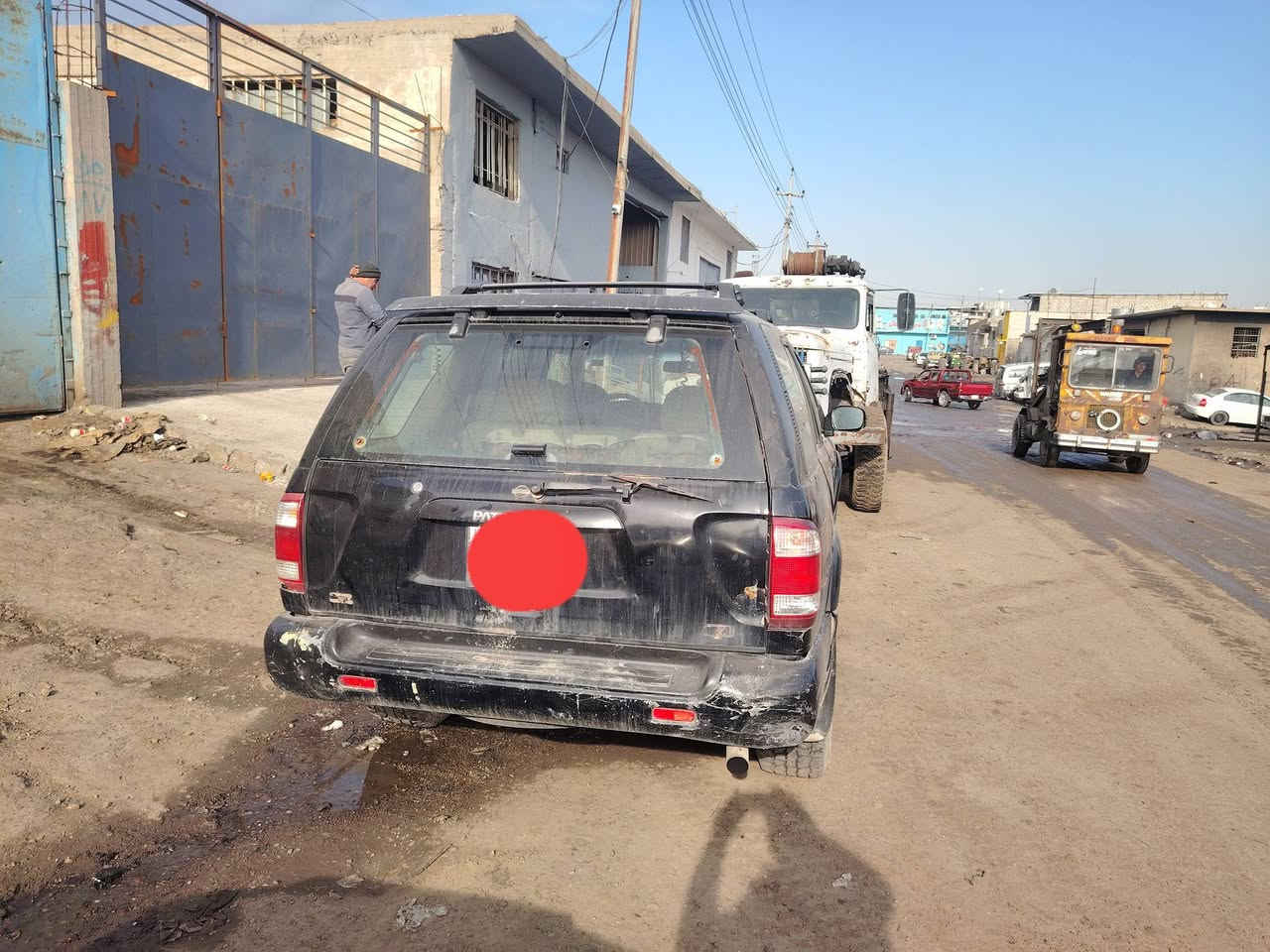 سيارة نيسان فاي بندر 2001محرك شرط رقم انكليزي هزة جديدة شرط التحويل باسمي السعر 40 المكان الموصل الرقم ***********
