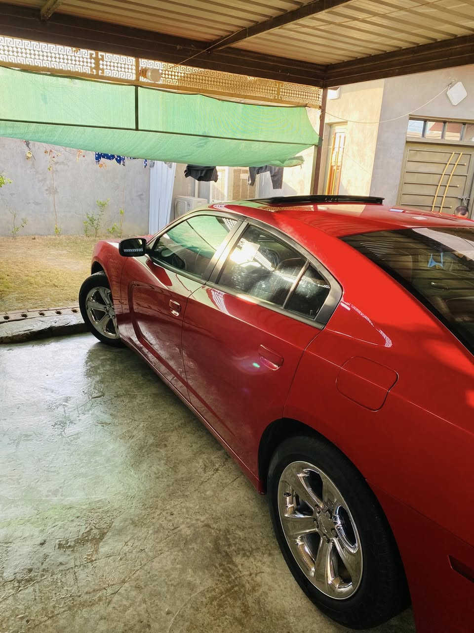 سلام عليكم ***********
جارجر للبيع 2012  رقم اربيل بسمي سنويه وهزه جديد السياره بسمي تريد تحويل او وكاله 

السياره فول مواصفات ماعده الرادار  السياره خليجيه

ضرر السياره موضح بسونار 

مكينه وكير وكسن شرط طخم تاير  جديد حداديه امامي خلفي جديد السياره مايعوزه ربع 

السعر 175وبيه مجال شي قليل  مكاني
