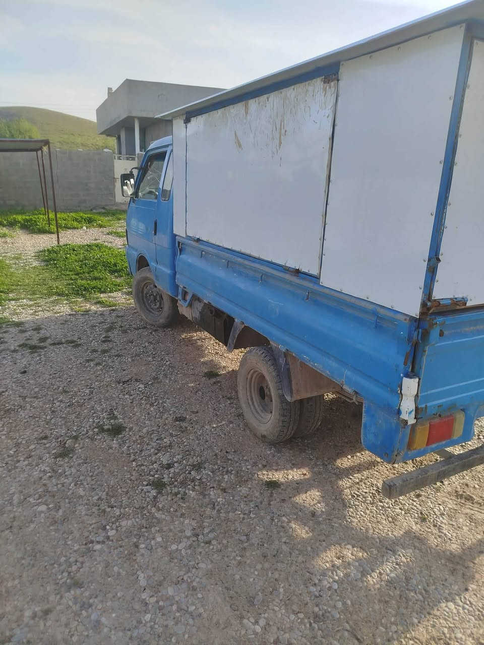 بۆ فرۆشتن و گۆڕینەوەش دەکەم لەسەر دڵ گرتن

سعری26
مەنفێس 
ماڵێ کاسپیە

شوێن کەلار

***********
