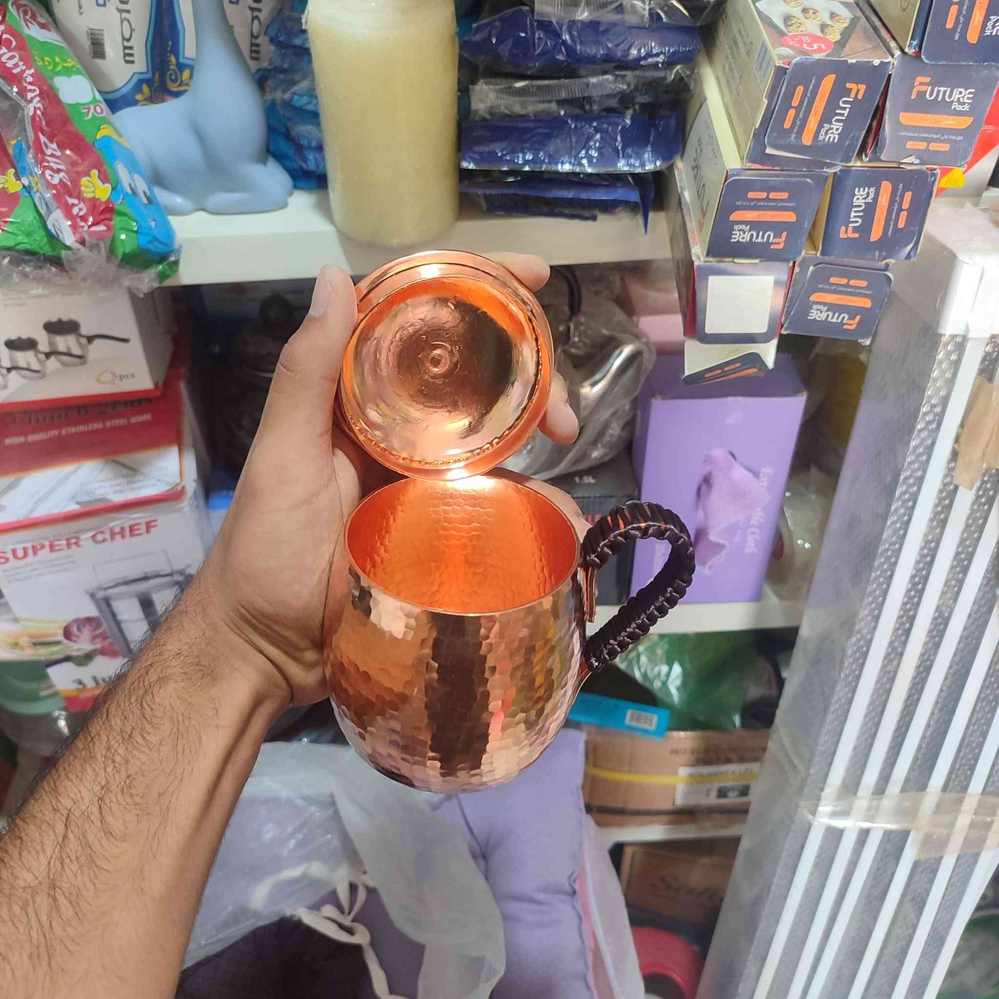 كوب مع قبق نحاس ثقيل سعره 15,000 دينار للتواصل ***********
