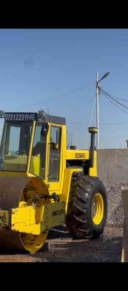 السلام عليكم
حادلة بوماك للبيع
موديل 98 
رقم بغداد سنويه جديده شرط التحويل 
حصة گاز
كاملة ما يعوزها برقي💯
مكان الموصل
السعر 300$
الاستفسار الاتصال على الرقم ⬇️
رقم الهاتف/***********كورك
