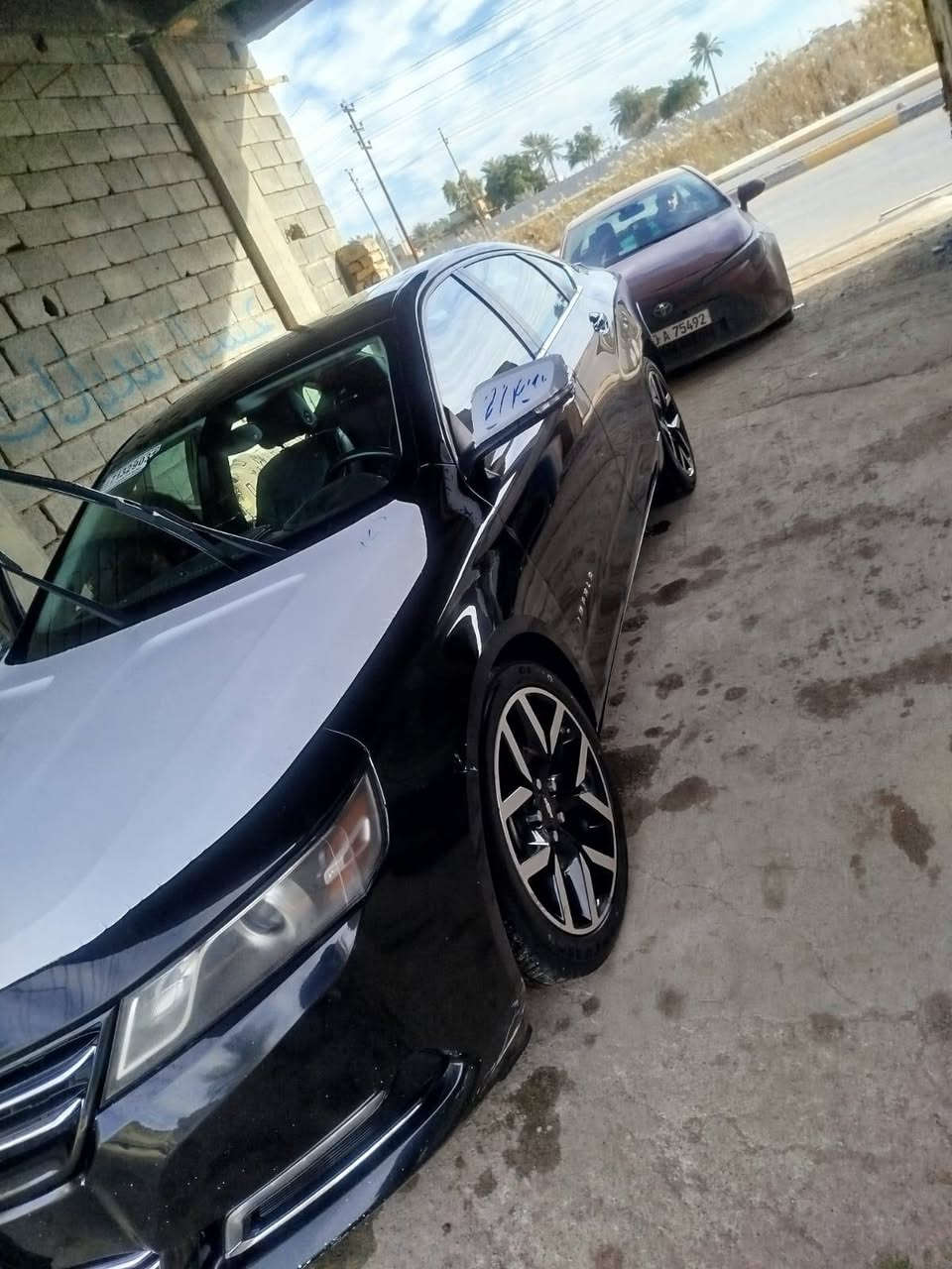 سلام عليكم موديل ١٨ فول اللخير حادث فقط باب جديده حيل سعر ١٣٠ وبيه مجال ***********
