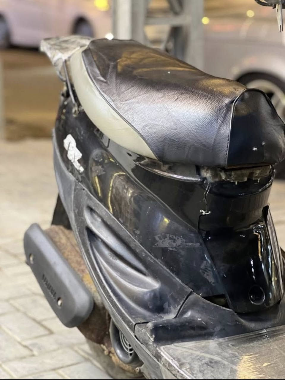 للبيع دراجه تسعه مكينه ما مفتوحه دراجه ناعمه كهربائيات كله شغاله بس سلف يرادله باتري وبيه صوت بل اكسل اعتقد لبوربنك تعبان ماله بس دراجه شغاله من اول هندر عنوان حيانيه سعر (225) ***********
