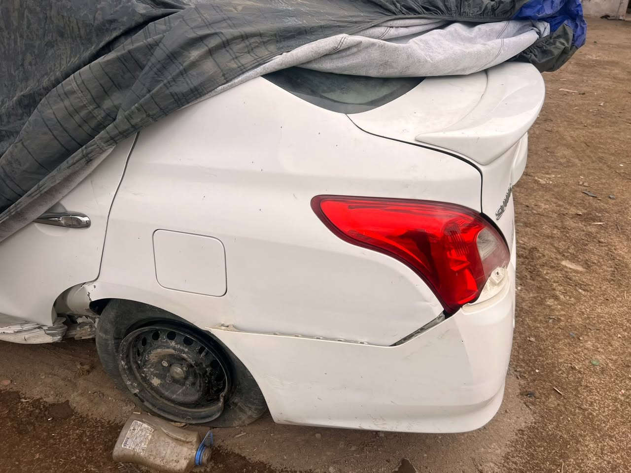 للبيع نيسان صني موديل ٢٠ 
سابقاً كفالة فقط باب العبري تعرضت لحادث الله يجفيكم الشر السيارة كير و مكينة و شواصي سليمة و صفحة و صندوك كذلك سليمة فقط بجم و صفحة سايق 
السيارة معروضة ب ٧٠ و بيها مجال بأسمي رقم بغداد 
الاتصال ***********
واتساب ***********
