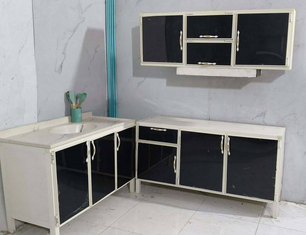 ‏‪***********‬‏
