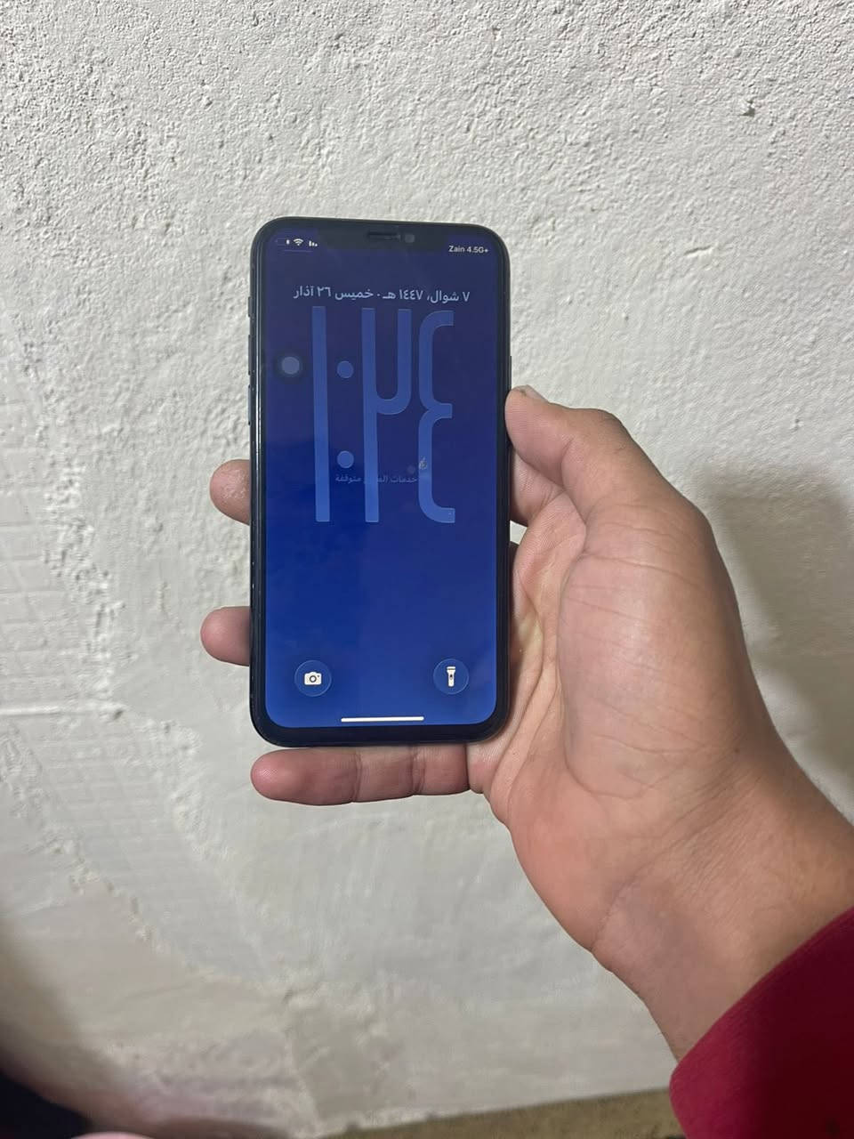 سلام عليكم iPhone 11 Pro الذاكرة 256 البطارية 72 مبدلة شاشة فقط التواصل على هذا الرقم￼***********
