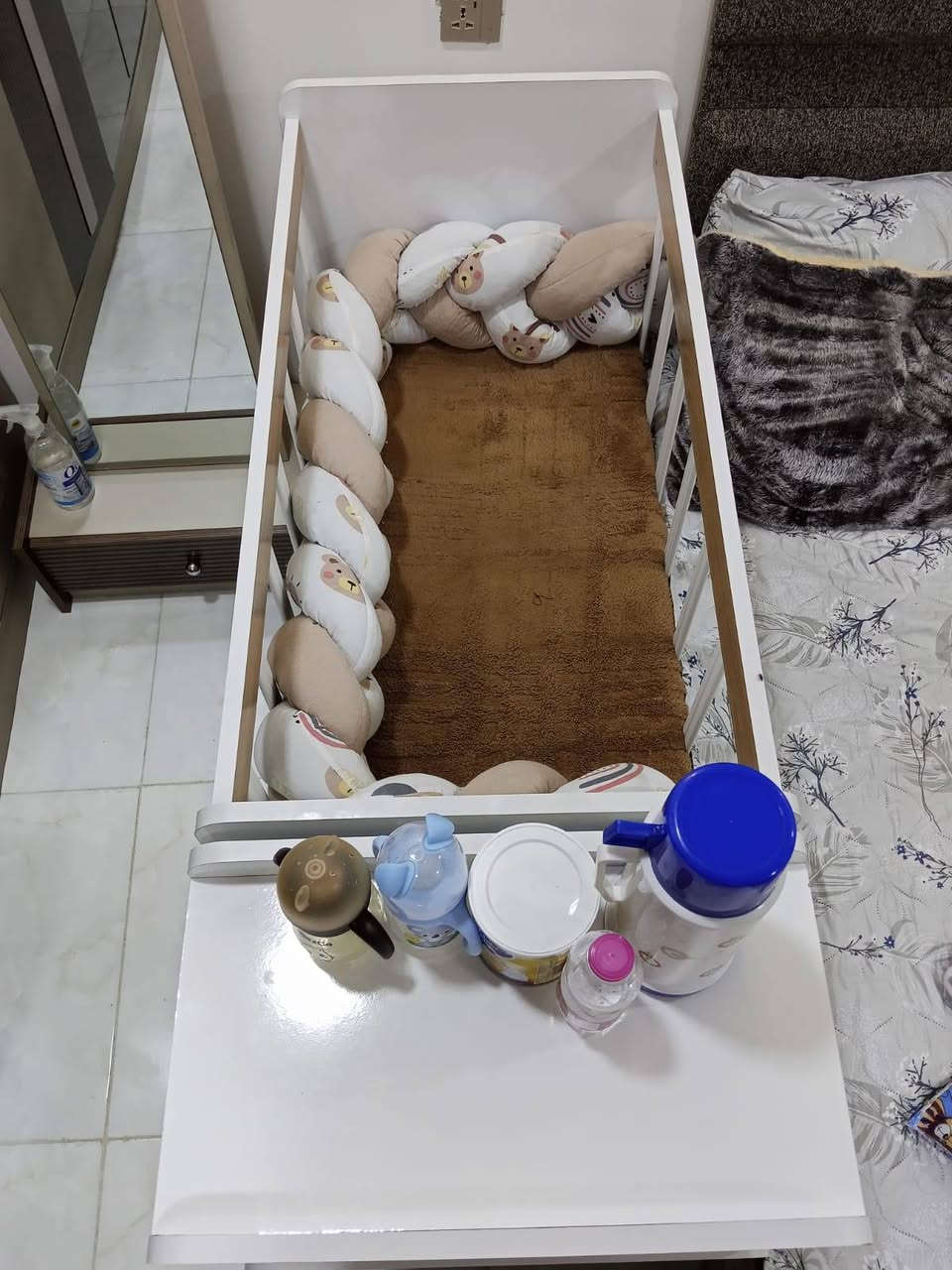 كاروك طفل من عمر شهر الحد 3 سنوات هوه والمندر سفنج جديد ممستخدم هواي مثل مموضح بالصور 
 ب 150  وبي مجال 
تواصل عبر الرقم فقط
***********
