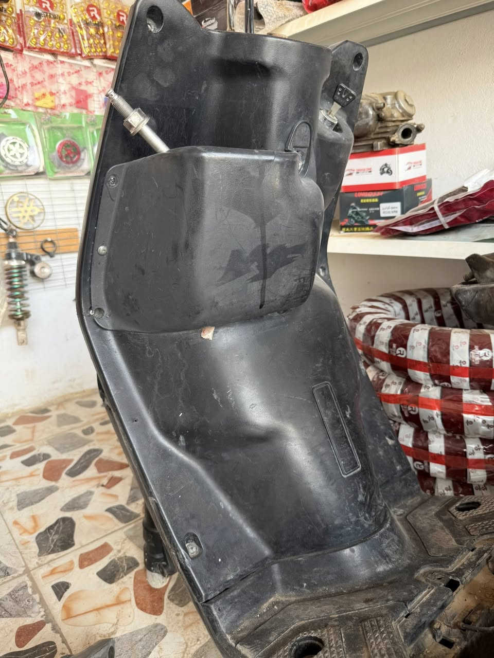 تفصيخ جبلي كله مكفول وع شغل توصيل موجود ***********
