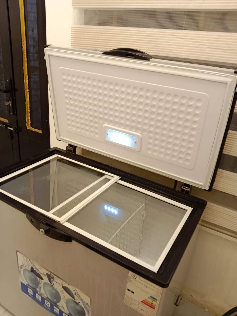 السلام عليكم ورحمه الله وبركاته من  رخصت مدير كروب دوشك تركي درجه اولى امانه الله ورسه طبقتين سعر 170 مجمده لك مستعمله قليل سعرها 200 بغداد مدينه الصدر (***********
