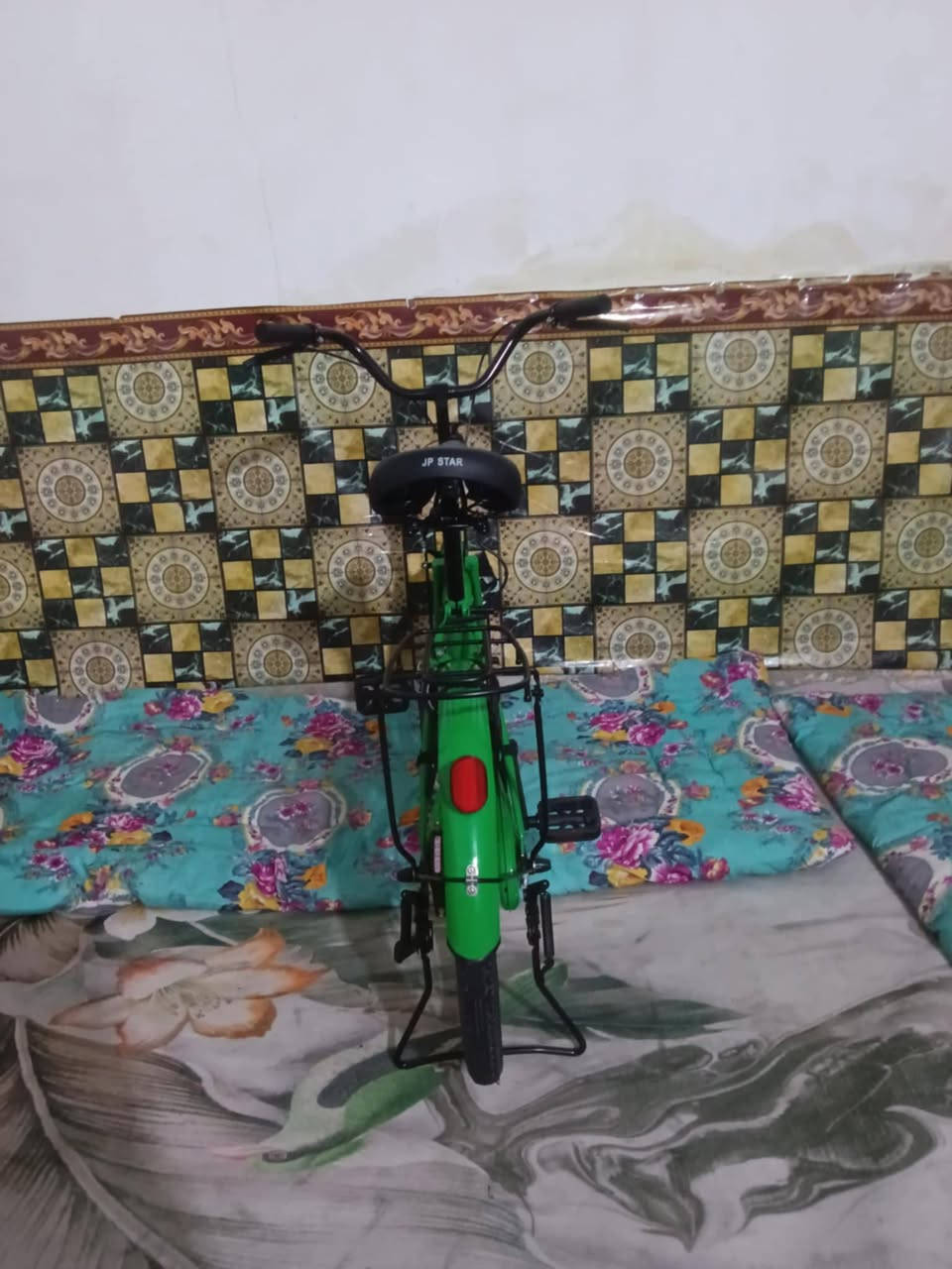 السلام عليكم ورحمه الله وبركاته بايسكل للبيع حجم 20 بناتي اي نقص مابي للسعر 85وبي مجال للعنوان كربلاء شبانات على حولي ابو مهدي المهندس قرب دار الايتام للستفسار خاص او رقم*********** موجود واتساب
