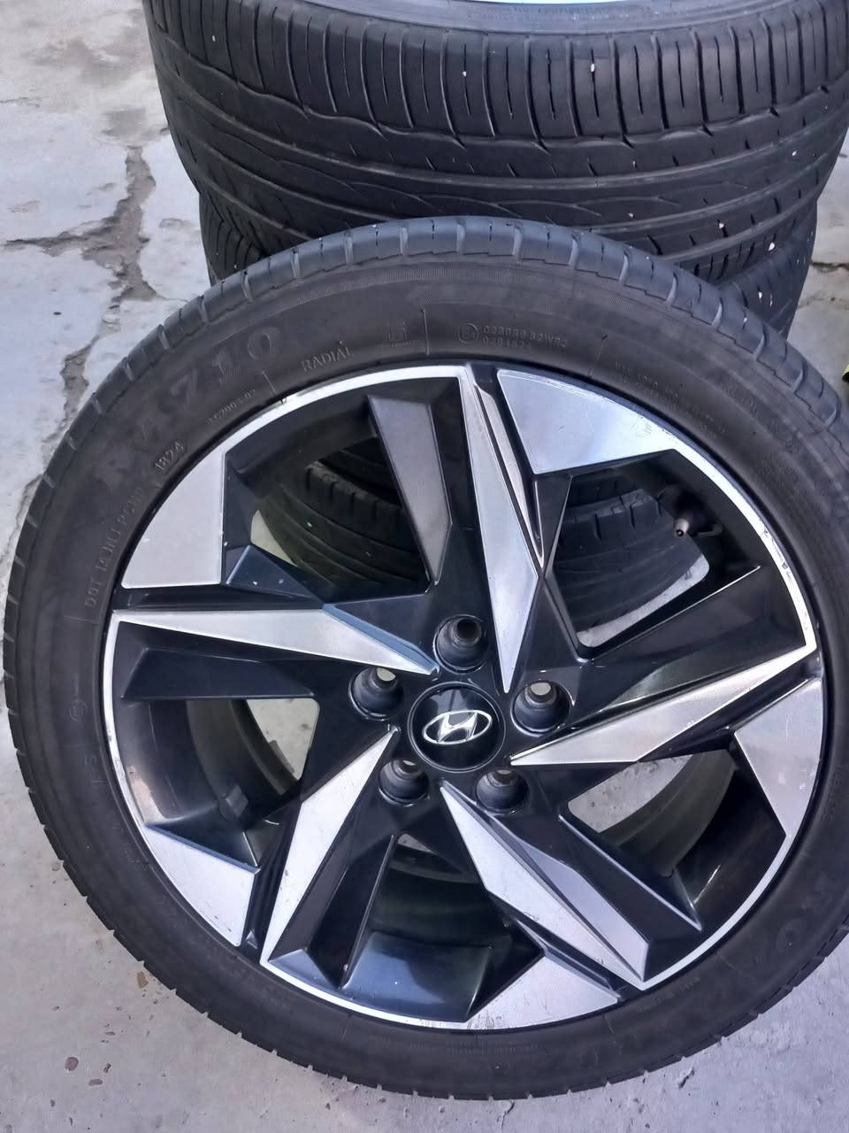 السلام عليكم... تخم ويل كب 17 اصلي النترا موديل21  22  23 + 4 اطارات 225/45/17 ...السعر:280 الف 
العنوان:بغداد الجديده....ماكو توصيل 
للاتصال:*********** واتساب
