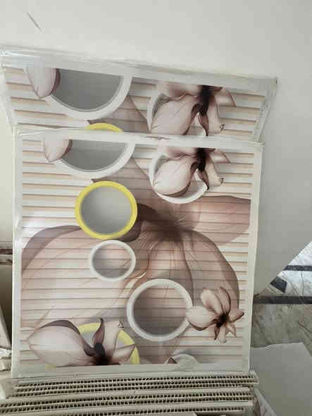 سقف ثانوي للبيع نظيف جدآ 45 متر تقريبا 
مع سكك كامله . للاستفسار ***********
