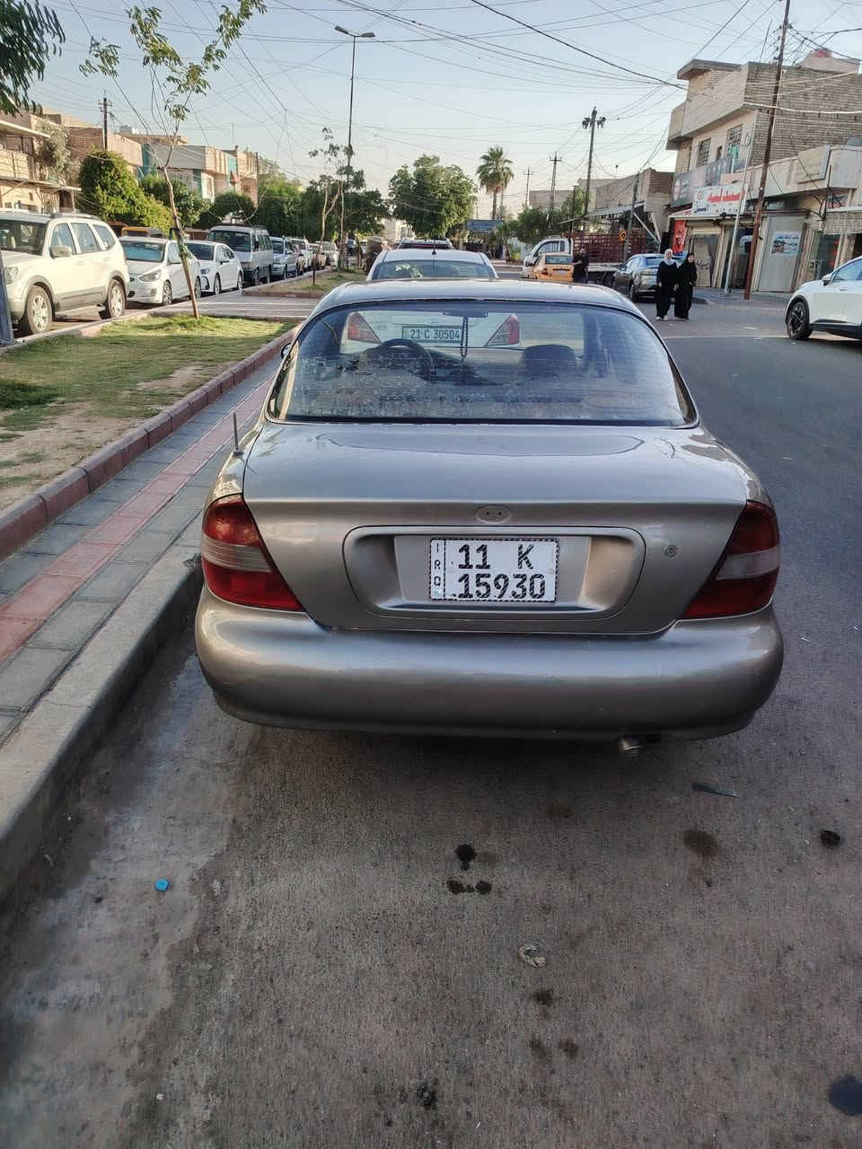 سوناتا موديل 2000
صبغ عام للجماليه فقط
رقم بغداد شرط التحويل
تخم تاير جديد
كير و محرك مكفول
تبريد عاطل
السياره خير من الله
المكان بغداد
السعر ٣٨  و بي مجال
***********
