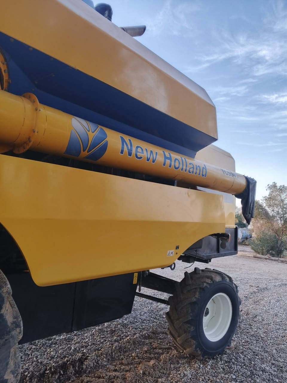 سلام عليكم حاصده نيهلند 4 بلم 2015ستلام 2019 مسلفه كتاب شركه  مكفولة كفاله عامه لا لحيم ولا فطر تايرات شركة 4 عنوان ديالى العضيم ***********//***********واتساب ما جوب على خاص
