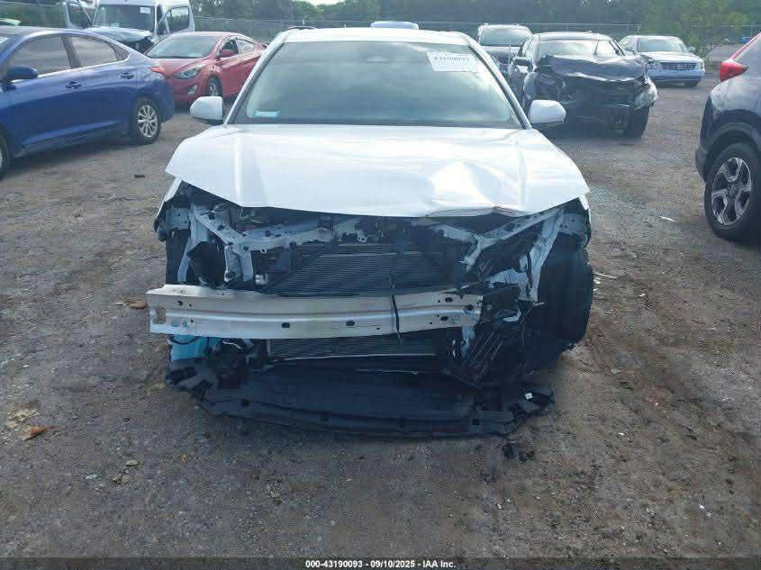 كامري موديل 2025 وارد أمريكي
هايبرد
حجم المحرك 2500
نوع RX
كشنات مخمل
رادار
تحديد مسار
نقطة عمياء
شحن واير ليس
باقي مواصفات الكامري
ماشية 15300 ميل
رقم شاصي 
رقم تواصل ***********
سعر 24000
