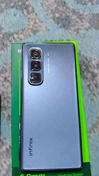 السلام عليكم انفنكس هوت 50 برو بلس المواصفات كبالكم الجهاز ما بي اي مشاكل لا مفتوح ولا مصلح ثنين سيم كارت شاحنته الأصليه استخدام شهرين السعر 220 وبي مجال يوجد توصيل جميع محافظات العراق الرقم ***********
