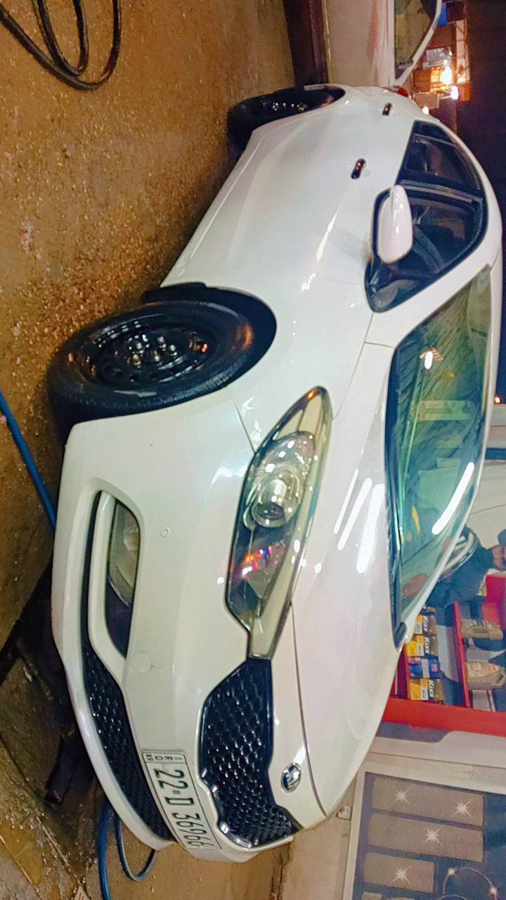 السلام عليكم سيراتو 2014خليجي للبيع السعر 105وبيها مجال حك الجيه 
بيها باب وجامرلغ خلفي عكس السايق ولتفاصيل اكثر ***********
