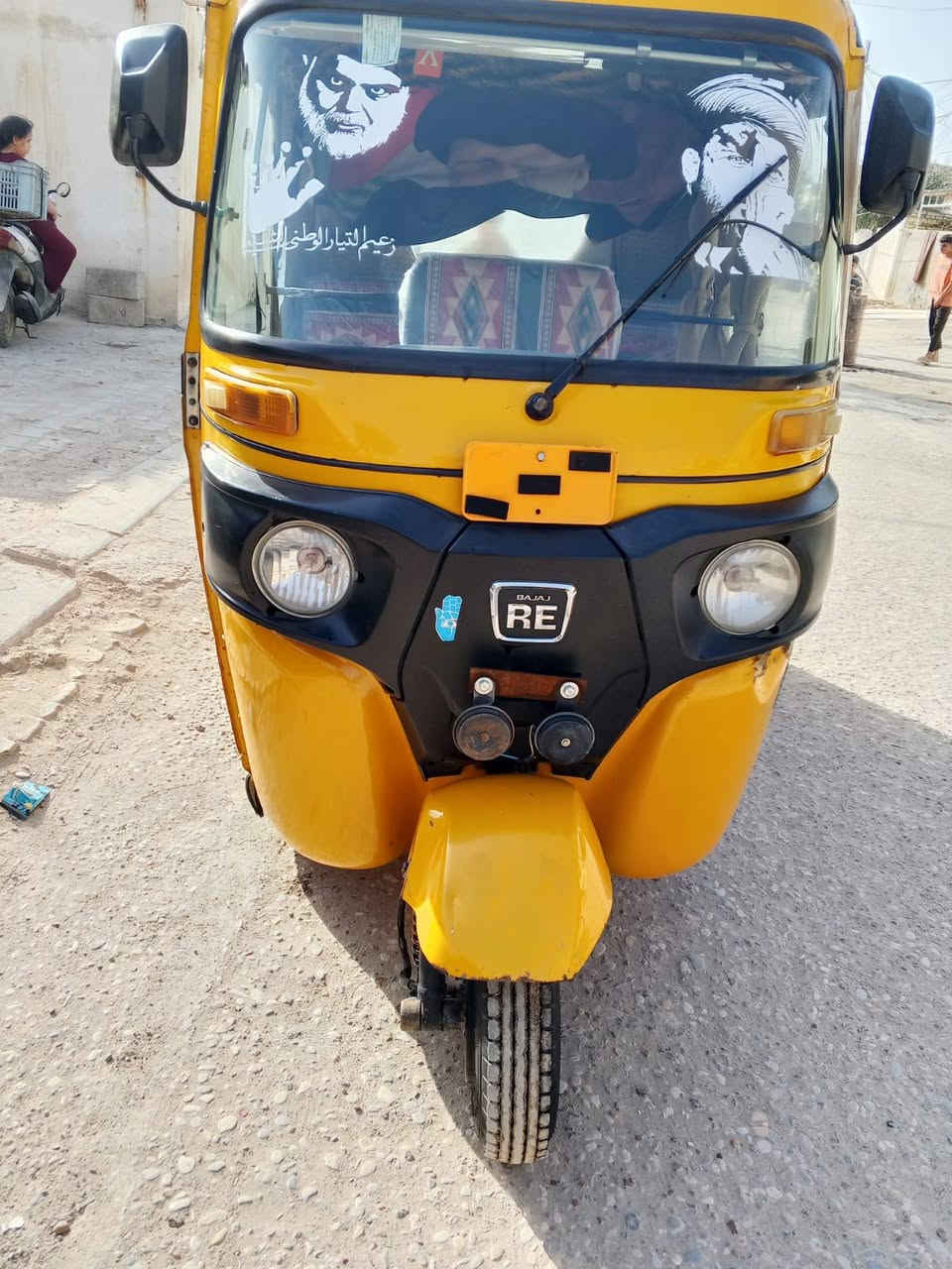 السلام عليكم تكتك موديل 2021/شهر11 لون ليموني تكتك نضيفه بيهه لغد مبدل زنجيل فقط تكتك نضيفه الله شاهد مكاني ميسان حي المعلمين القديم اذا مو شراي لا تراسلني ولا تتصل السعر 7ملاين وبيهه مجال حك الجيه رقمي ***********
