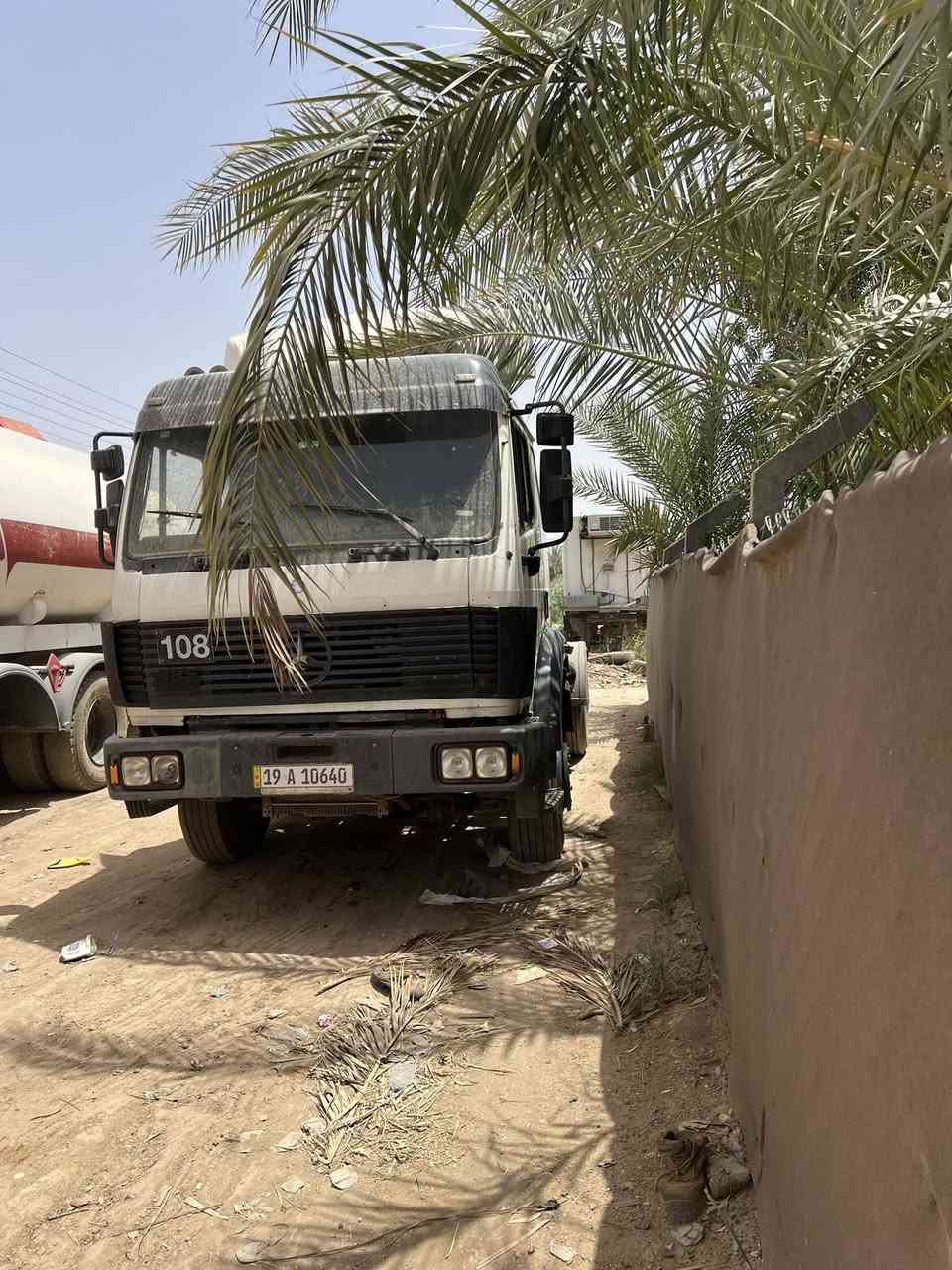 السلام عليكم تريله ألبي مديل 1990 لاستفسار
‭0781 533 0313‬رقم ‭0772 230 8297‬
