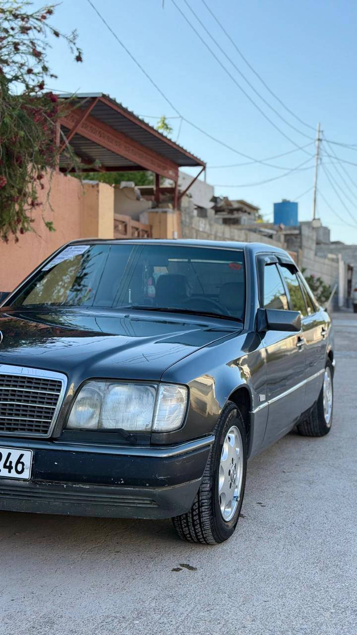 مارسدس موديل1993محور كير ومكينه بطه 3000
سنويه ساقطه صارله شهرين سيار حلو تبريد ثلج سعر65
***********مكاني ديالى خانقين
