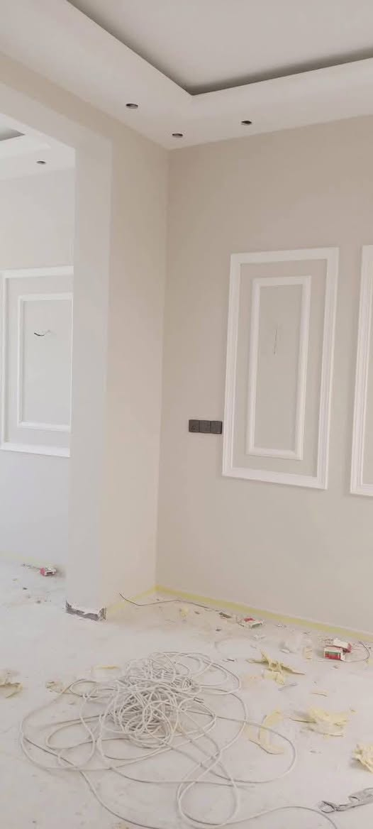 اعمال ديكورات منازل باسعار مناسبة اتصل واتساب او *********** المكان بغداد
