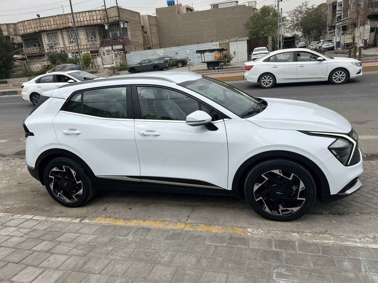 السلام عليكم
كيا سبورتج موديل 2022فول مواصافت عدا البنوراما
كرسي كهرباء 
رادار امامي
حساسات امامي خلفي￼
شحن وايرليس 
تدفئة كشنات
جنطة كهرباء 
هاند بريك كهرباء
لد. امامي خلفي 
تشغيل عن بعد
اوتو هولد 
مانع انزلاق 
مانع انحدار 
كشاف زنون
السيارة عليهة ادامة كاملة مابيهة كل نقص ماشية 40 سبيرها وعدتها ما نازلة 
سعرها 200
مكاني الشعب شارع الاسواق 
***********
