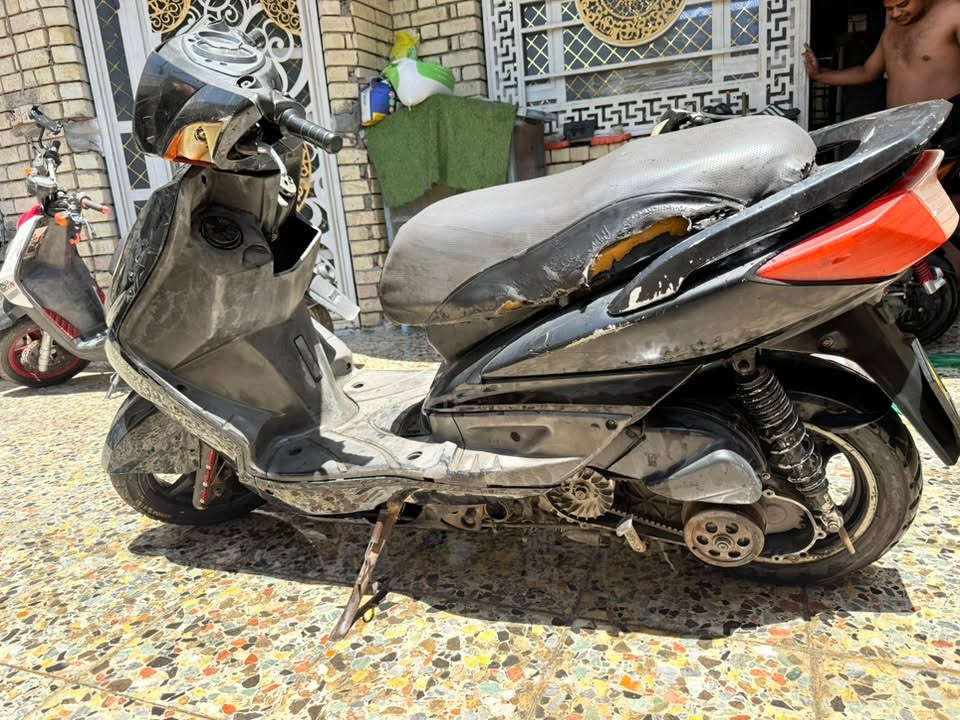 سلام عليكم سكنس فحل للبيع الدراجه بلاديه نقص قبق كلجات فقط نكره بكل وقت سعر ٤٥٠بيه مجال مكاني زعفرانيه 
***********
