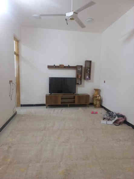 بسم الله الرحمن الرحيم الدار للبيع المساحه 100مربع الواجهه ٧
النزال 15 بناء جديد طابق واحد منطقة السريدات الجديده بل المربع الثالث نهايه شارع منصور الرقم***********
