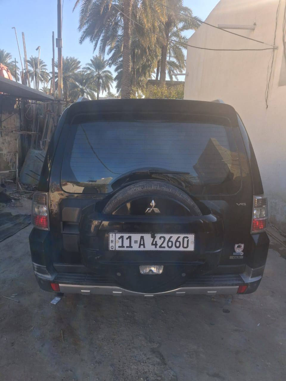 سلام عليكم باجيرو  2008  مكفوله من الصبغ  سعر  ١١٥  حجم المحرك 3000 السياره خليجي السياره  فورويل  كشنات جلد  كهربائي  اشارة بل مري شفط تحكم ستيرن  فتحه  تبريد ثلاث قطع حساسات خلفيه كامرا زاد ثلاجه تخم تاير كير مكينه حداديه خير من الله سياره جديده هذا رقم *********** و***********
