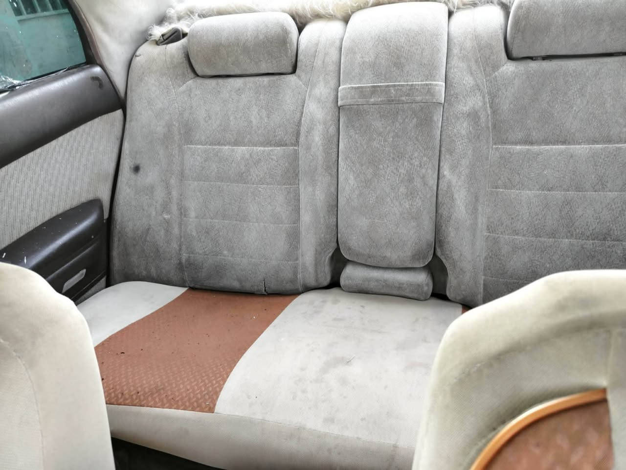 سلام عليكم كروان بطه فصل موديل 2000 مكفوله من الكصه ونقل الجثه مصبوغه عام

حدايه الاماميه 100/100
حدايه الخلفيه 90/100
تخم تاير جديد
باتري جديد
كهرباياتها كلها شغاله
تبريد تلج 🌫️🌫️
رقم انكليزي وهزه جديده مكان السياره ميسان المشرح *********** سعر ٥٧  مكلف بنشر
