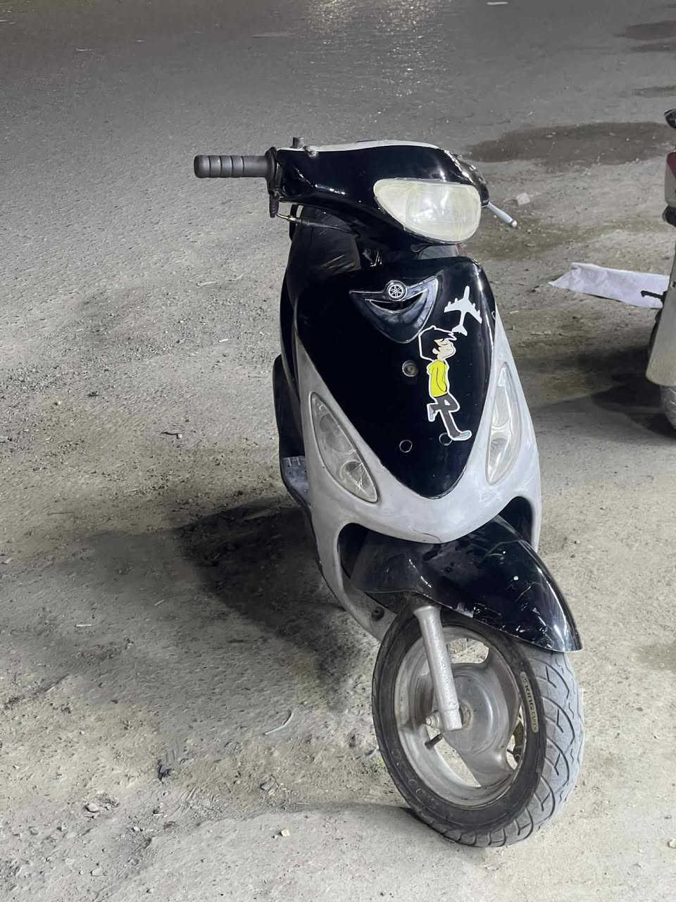 سلام عليكم ماكس قجمه للبيع مبدل بيه ولفات كلشي شغال الدراجه جاهزه سعره، 500 وبيه مجال بصيط ***********
