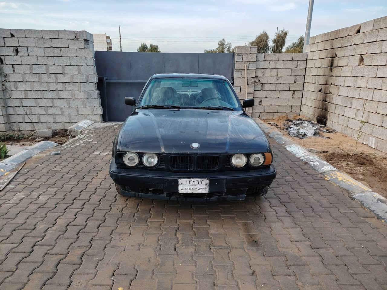 السلام عليكم BMW مال تعمير.  رقمها R بس اللوحات فحص . السعر 27 بيها مجال


**إذا كنت صاحب هذا الإعلان وتريد حذفه لأي سبب، رجاءا أرسل رسالة إلى الدعم الفني**