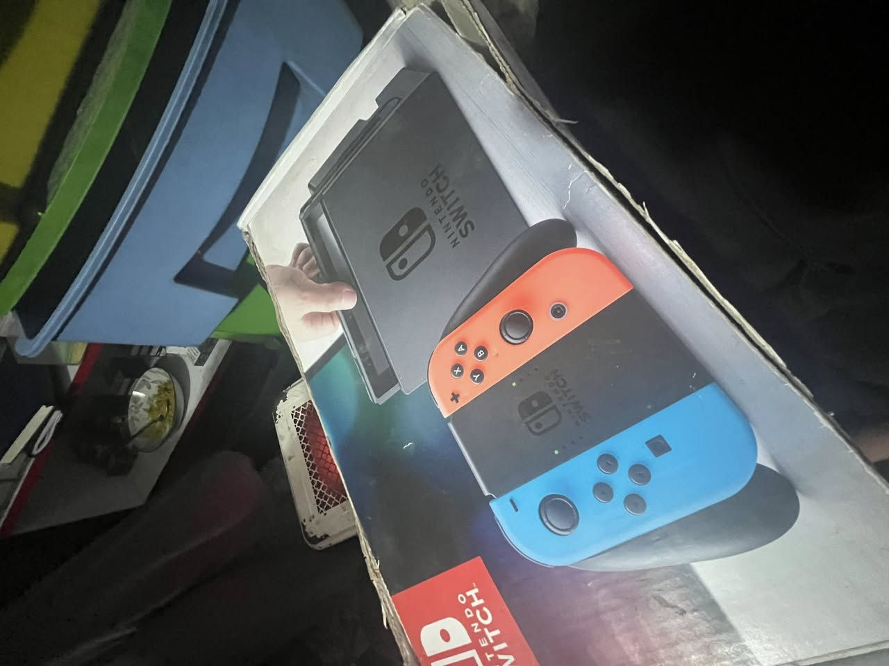 للبيع نتدوسوج
مهكر وطفه وراح تهكير
250
رقم ***********
العنوان بغداد بياع
