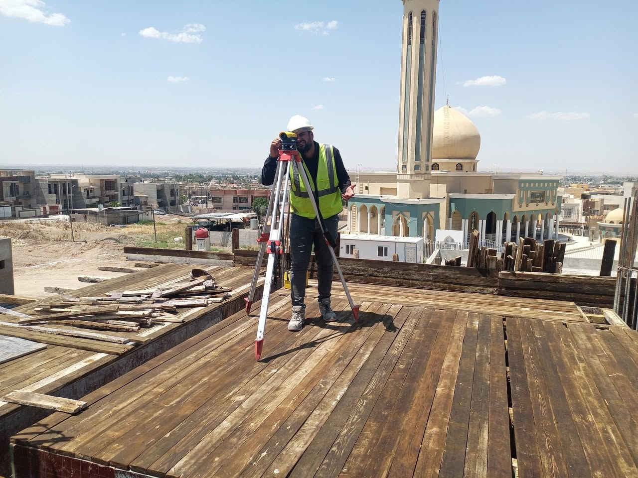 📐 أعمال المساحة الهندسية 📐
نقدم لكم خدمات المساحة الهندسية بأجهزة حديثة ودقة عالية:

✅ تسوية وترابية المواقع

✅ رفع النقاط والإحداثيات

✅ تسقيط المحاور والنقاط الهندسية

✅ رفع مساحي للمباني والأراضي

✅ حساب الكميات والمناسيب

✅ إعداد المخططات والتقارير المساحية

دقة في العمل • سرعة في الإنجاز • أسعار مناسبة

للاستفسار والتواصل:

📞 [*********** ؛ ***********]

خدمتكم في جميع الأعمال المساحية والهندسية.
